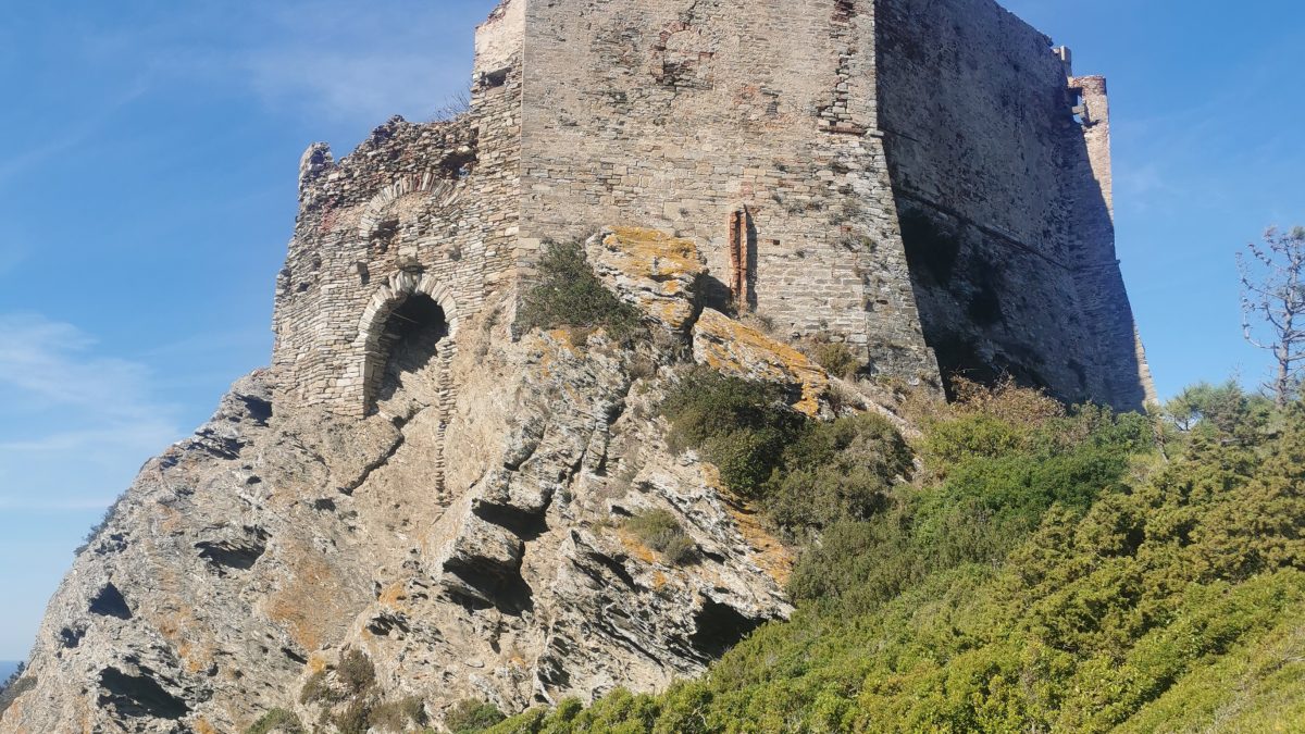 L'Isola di Gorgona, ultima isola-carcere del Mediterraneo